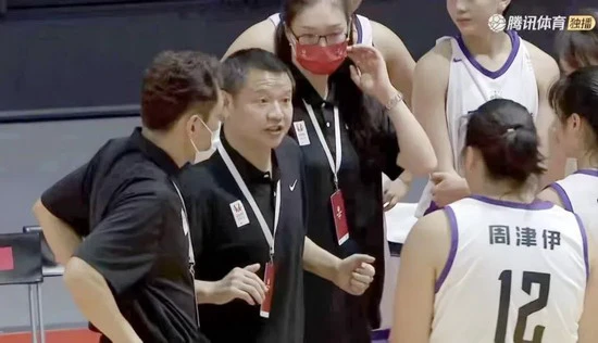 如何通过篮球训练中的反馈提高技能水平_0